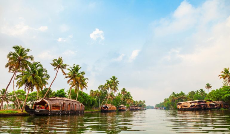 Birmania sau Bangladesh? Alege-ți următoarea explorare
