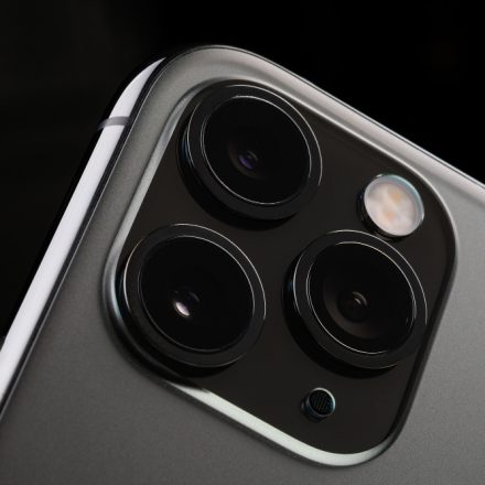 Recenzie iPhone 15 Pro Max: Performanță, Camera și Design de Top în 2023