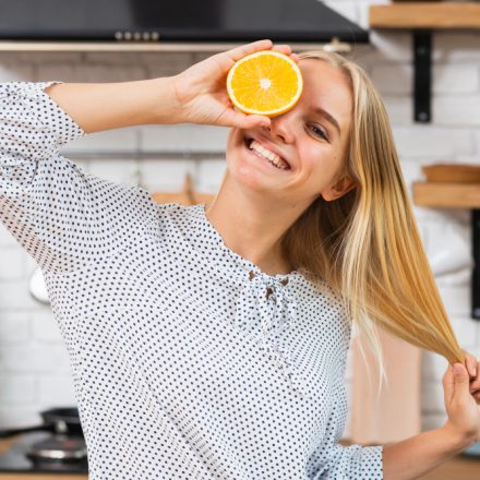 Excesul de vitamina C: Cum afectează corpul