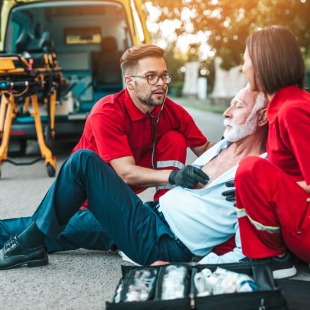 Cum poți să devii pompier, paramedic sau angajat SMURD?