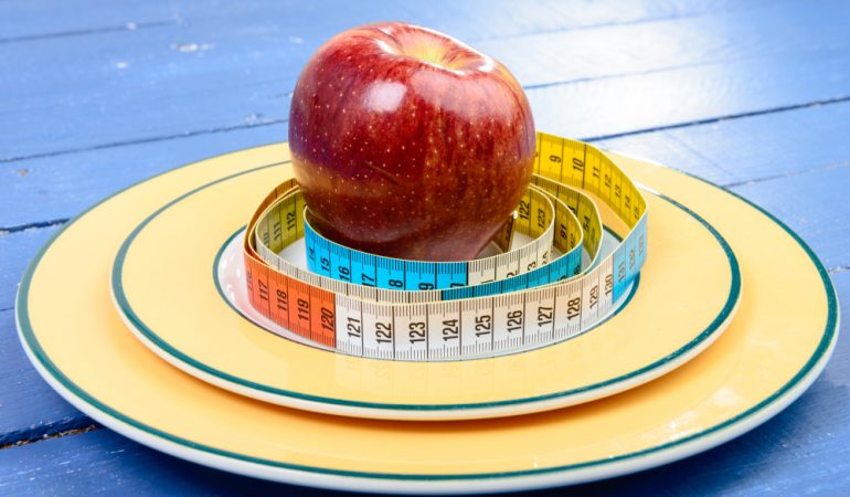 Cum să-ți construiești o dietă echilibrată fără a număra caloriile