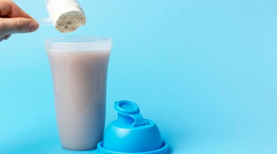 Laptele: Sursa naturală de calciu pentru oase puternice
