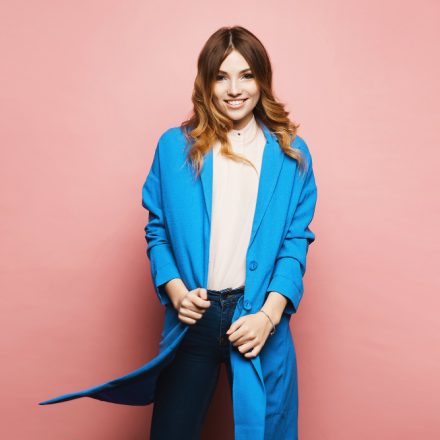10 sfaturi pentru alegerea costumului perfect pentru femei