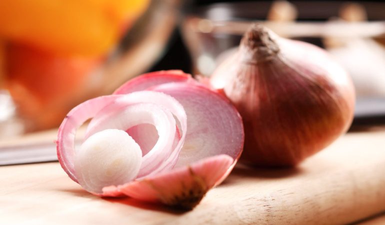 Ceapa: Antibioticul natural care susține sănătatea cardiovasculară