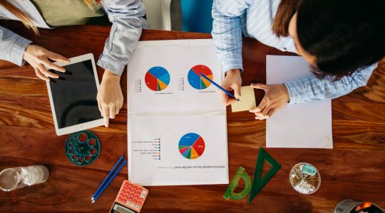 Revenue share în marketplace-uri B2C: modele și calcule concrete