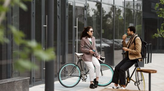 Tur al cafenelelor cu design industrial în oraș