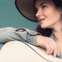 10 ținute inspirate de celebrități pe care le poți recrea ușor