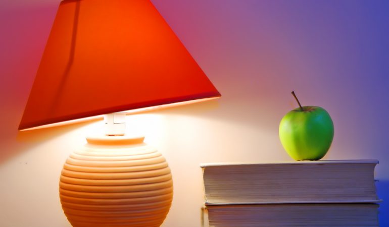 Elemente care sprijină starea de bine prin lumina naturală zilnică