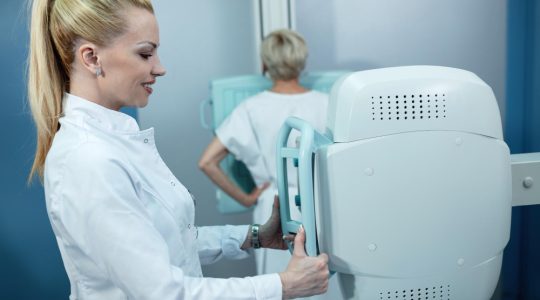 Robotica medicală în tratamentele minim invazive și reabilitare Robotica medicală în tratamentele minim invazive și reabilitare