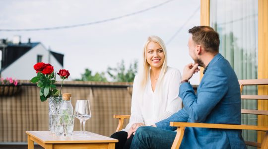 Cum să transformi terasa într-un spațiu pentru cină romantică
