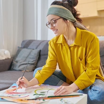 Idei pentru activități de weekend care inspiră creativitate