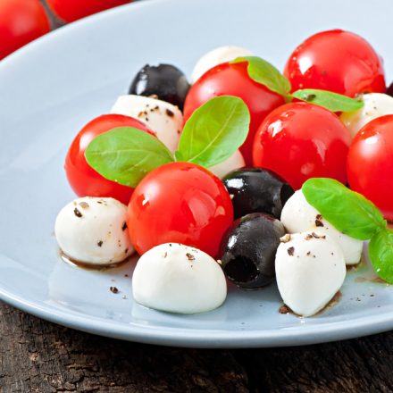 Rețete de salată caprese cu twist