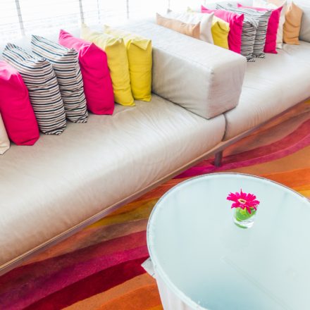 Idei pentru decorarea unui living open-concept